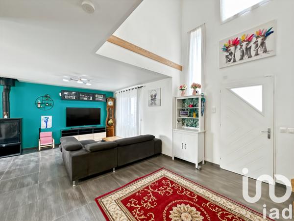 Maison à vendre 7 pièces 165 m² Savigny-sur-Clairis