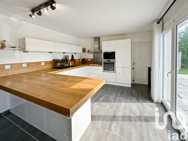 Maison à vendre 7 pièces 165 m² Savigny-sur-Clairis