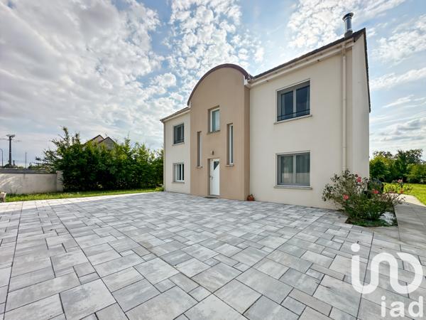 Maison à vendre 7 pièces 165 m² Savigny-sur-Clairis
