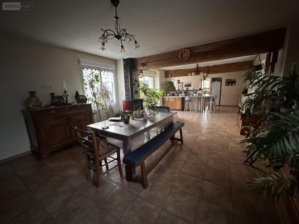 Maison à vendre à Vernoil le Fourrier dans le Maine-et-Loire (49390), ref : 49046/770