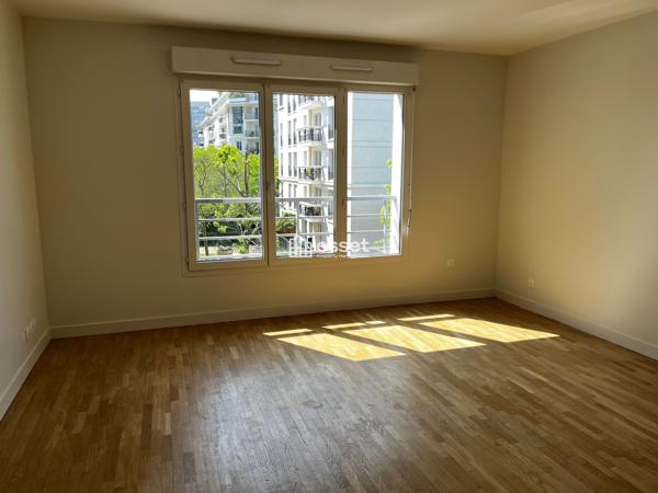 Location Studio 26 m² - Courbevoie 92400