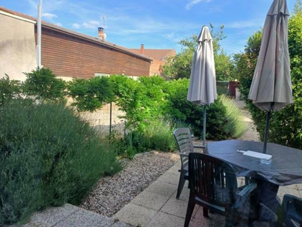 Ensemble immobilier 3 logements - 244m2 Idéal investissement - LOISY SUR MARNE