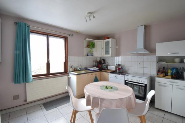 Ensemble immobilier 3 logements - 244m2 Idéal investissement - LOISY SUR MARNE