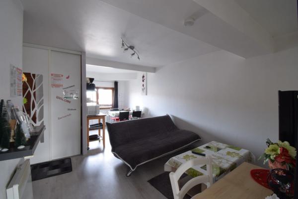 Ensemble immobilier 3 logements - 244m2 Idéal investissement - LOISY SUR MARNE