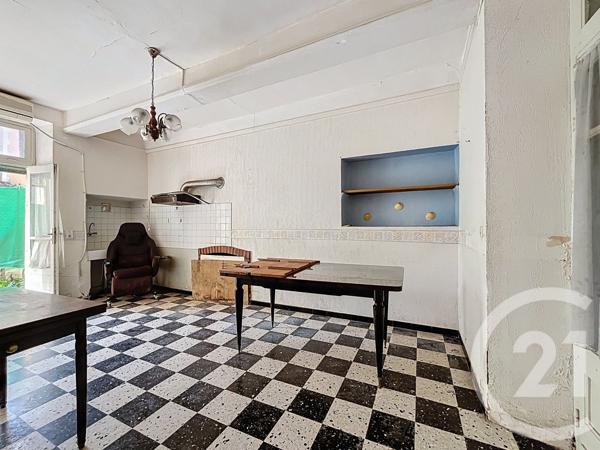 Immeuble à vendre  231,92 m2 BESSAN - 34