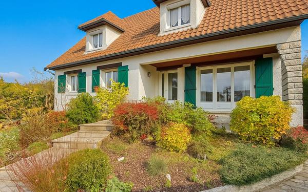 Maison à vendre    4 pièces •  Chevry-Cossigny