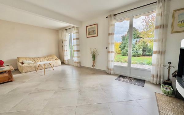 Maison à vendre    4 pièces •  Chevry-Cossigny