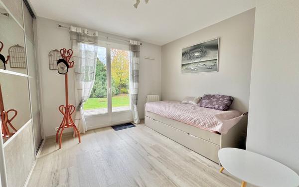 Maison à vendre    4 pièces •  Chevry-Cossigny