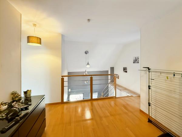 À VENDRE – Maison familiale 7 pièces à PONTIVY CENTRE-VILLE – 140 m², 4 chambres + bureaux, terrain 650 m², DPE B