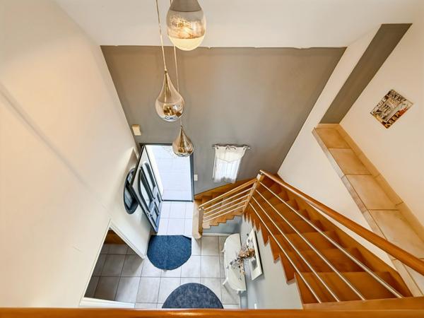 À VENDRE – Maison familiale 7 pièces à PONTIVY CENTRE-VILLE – 140 m², 4 chambres + bureaux, terrain 650 m², DPE B