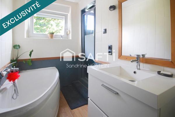 Maison de 136m2hab avec 4 chambres, garage, terrasse, et jardin!