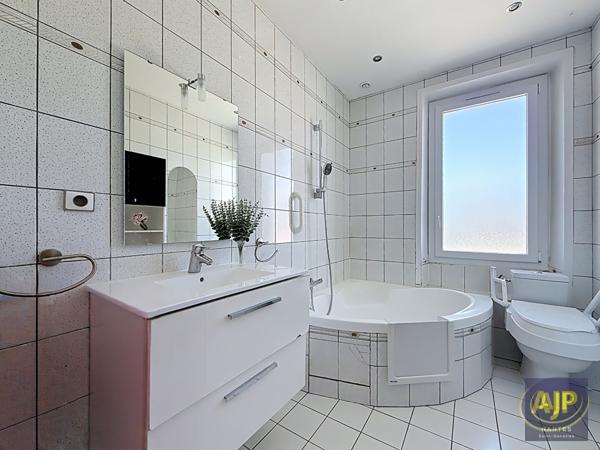 Vente maison Nantes : 621 000 € - AJP Immobilier Nantes Saint-Donatien