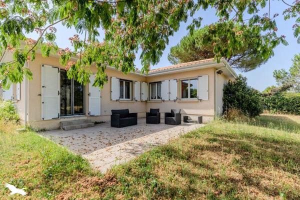 Maison à vendre 344 784 € Ambarès-et-Lagrave 6 p 139 m² DPE B