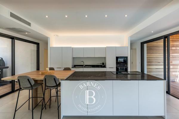 Sainte-Lucie-de-Porto-Vecchio, Villa jumelée 5 Chambres -  300 m² à vendre