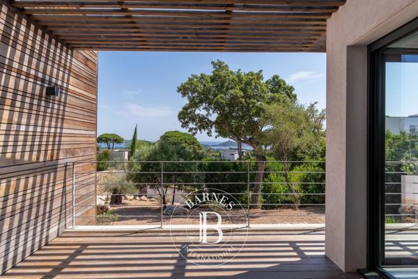 Sainte-Lucie-de-Porto-Vecchio, Villa jumelée 5 Chambres -  300 m² à vendre