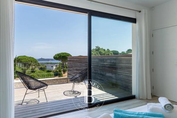 Sainte-Lucie-de-Porto-Vecchio, Villa jumelée 5 Chambres -  300 m² à vendre