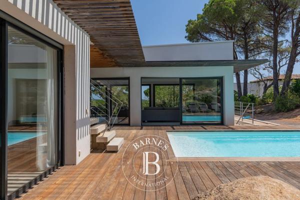 Sainte-Lucie-de-Porto-Vecchio, Villa jumelée 5 Chambres -  300 m² à vendre