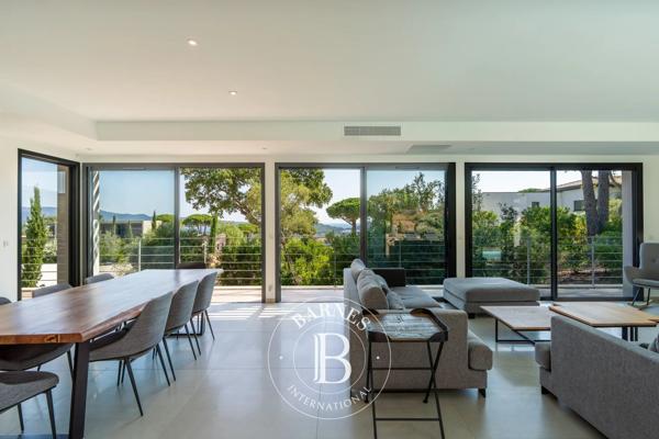 Sainte-Lucie-de-Porto-Vecchio, Villa jumelée 5 Chambres -  300 m² à vendre
