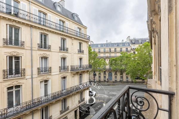 Paris 8ème, Appartement 4 Chambres -  177 m² à vendre
