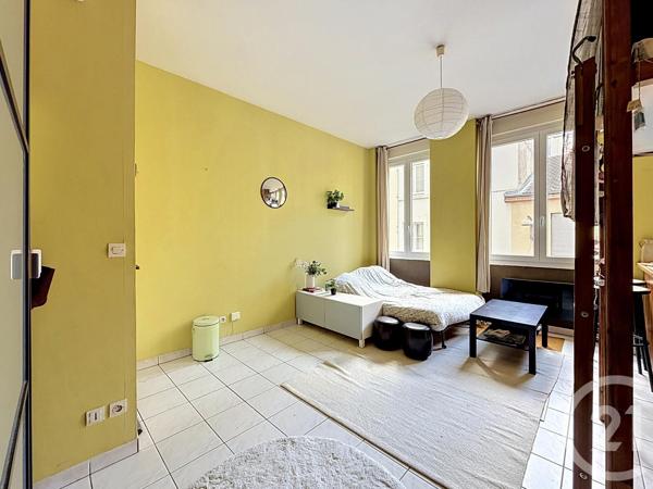 Appartement Studio à vendre  1 pièce - 23,76 m 2   LYON  - 69007