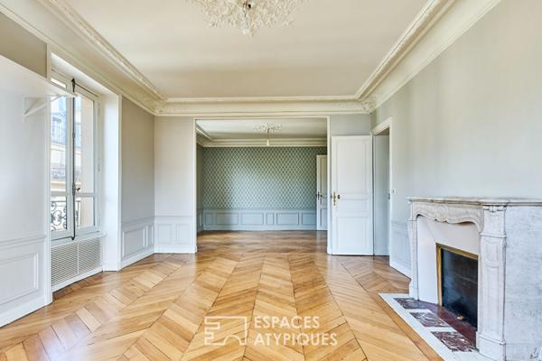 Haussmannien d’angle avec vue Sacré-Coeur – Village Ramey