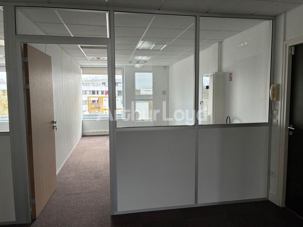 Bureaux à vendre ou à louer à Villeneuve-d'Ascq avec fibre optique et PMR