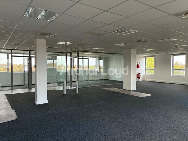 Bureaux à vendre ou à louer à Villeneuve-d'Ascq avec fibre optique et PMR