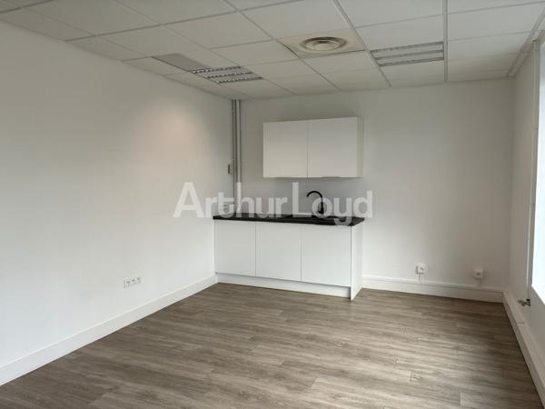 Bureaux à vendre ou à louer à Villeneuve-d'Ascq avec fibre optique et PMR