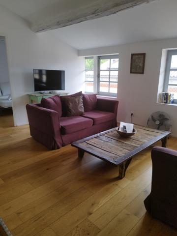 APPARTEMENT T3 MEUBLE CENTRE-VILLE CARCASSONNE