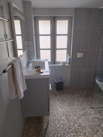 APPARTEMENT T3 MEUBLE CENTRE-VILLE CARCASSONNE
