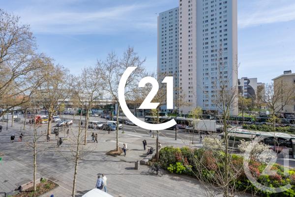 Appartement F3 à vendre  3 pièces - 67,50 m2 PARIS - 75018