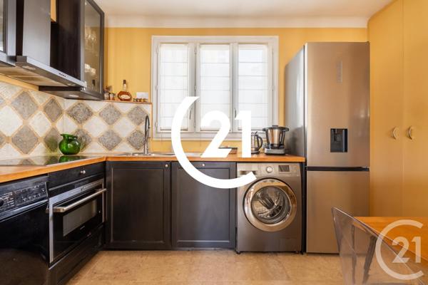 Appartement F3 à vendre  3 pièces - 67,50 m2 PARIS - 75018