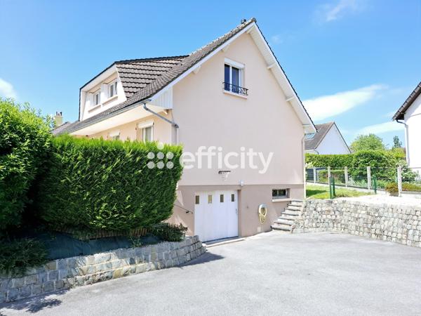 Maison 7 pièces - 138 m²