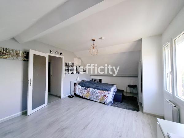 Maison 7 pièces - 138 m²