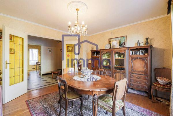 Appartement 3 pièces                                        - 38100 Grenoble Réf : 21530