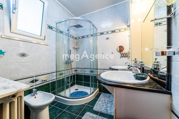 Maison à CACHAN, 94230 - 6 pièces 141m²