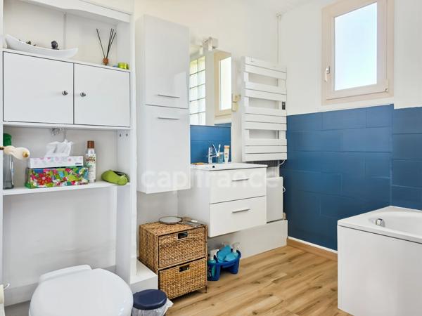 NOYEN-SUR-SARTHE - MAISON DE 101,45 m² AVEC JARDIN, TERRASSE ET GARAGE