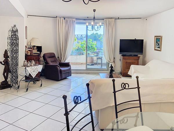 Achat appartement Marseille 08 - 3 pièce(s) - 93 m² - 550 000 €