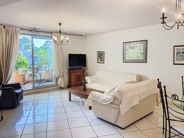 Achat appartement Marseille 08 - 3 pièce(s) - 93 m² - 550 000 €