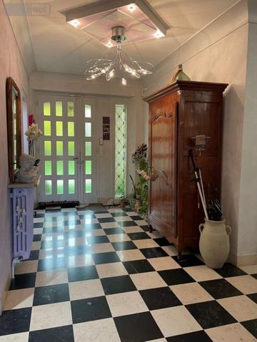 Maison à vendre à Mayenne en Mayenne (53100), ref : 046/778