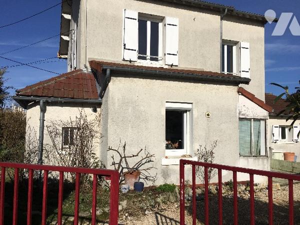 MAINVILLIERS,  PROCHE CENTRE, MAISON ANNEES 30 RENOVEE 
5 PIECES 100m² UTILISABLES SUR 353m²