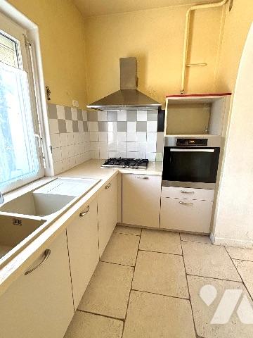 MAINVILLIERS,  PROCHE CENTRE, MAISON ANNEES 30 RENOVEE 
5 PIECES 100m² UTILISABLES SUR 353m²