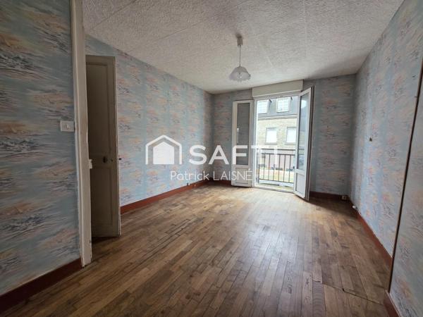 petite maison de ville avec cour intérieure a rénover