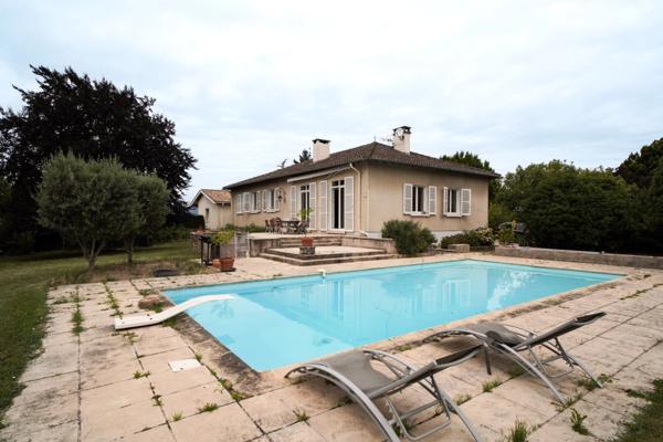 Maison à vendre 9 pièces (71850)