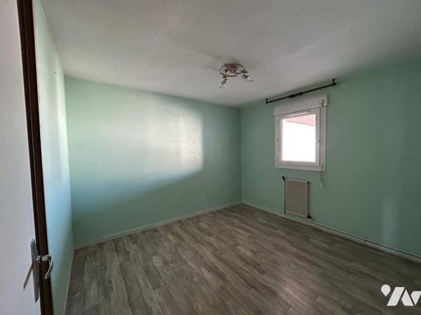 Appartement T4 en DUPLEX avec Terrasse et Garage