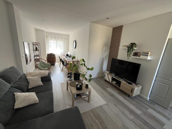 Appartement à louer 780 € CC Frontignan 2 p 74 m² DPE C