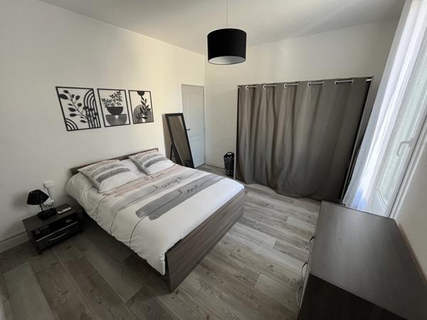 Appartement à louer 780 € CC Frontignan 2 p 74 m² DPE C