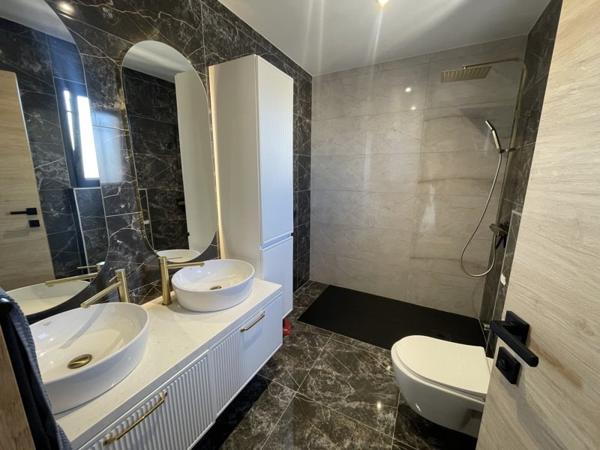 Maison à vendre 435 000 € Béziers 4 p 124,8 m² DPE A