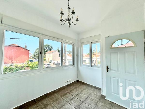 Maison à vendre 6 pièces 148 m² Décines-Charpieu