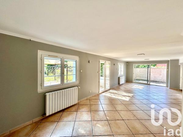 Maison à vendre 6 pièces 148 m² Décines-Charpieu